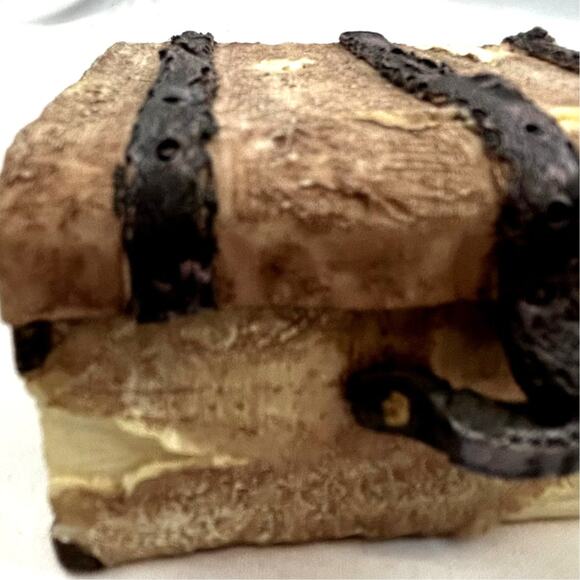 Turtle King Corp figurine Bear in Trunk collectable flaw opens porcelain - Picture 3 of 9